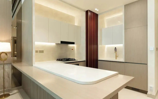 Refined 1BR - Private Pool