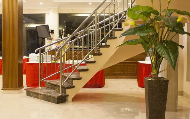 Grand Olympic Hotel
