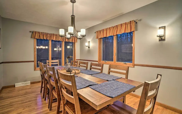 Spacious Oneida Retreat w/ Game Room!