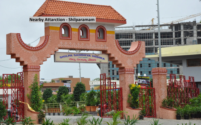Super Hotel O Golden Hive Madhapur Near Shilparamam