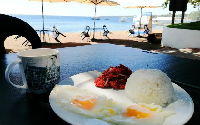 Reddoorz Plus @ Gracey Dive Resort Dumaguete