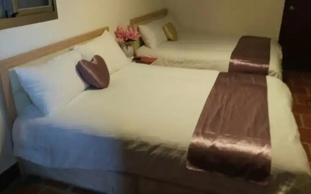 Rong Shu Xia B&B