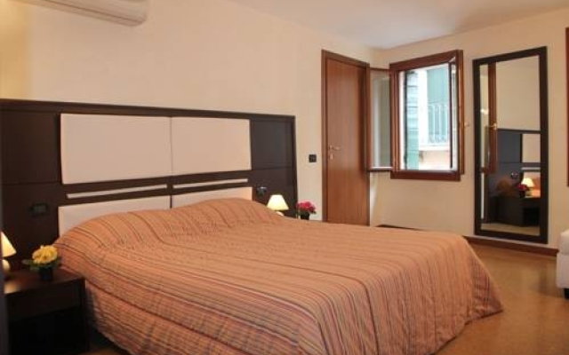 Vip Venice Apartments