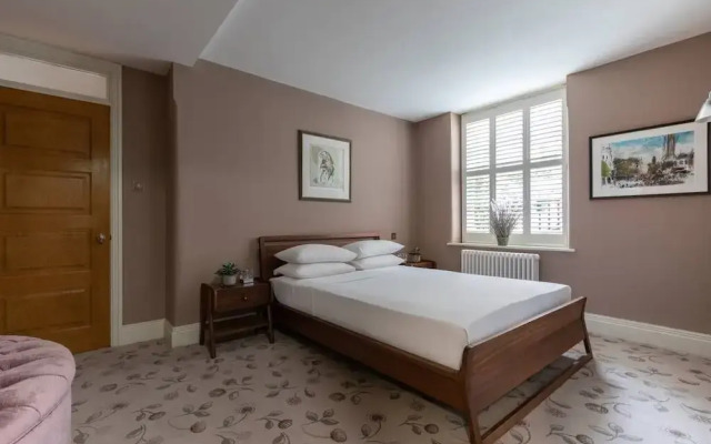 Drury Lane II by Onefinestay