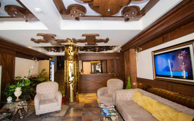 Reis Royal Hotel