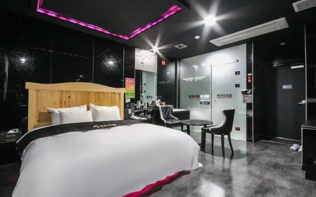 Yeosu San Self Check-in Hotel