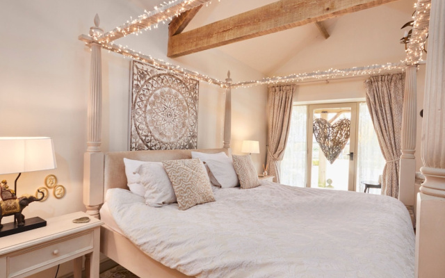 Love Nest