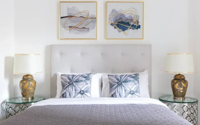 Visually Stunning 2BR in Dubai Marina - Sleeps 5!