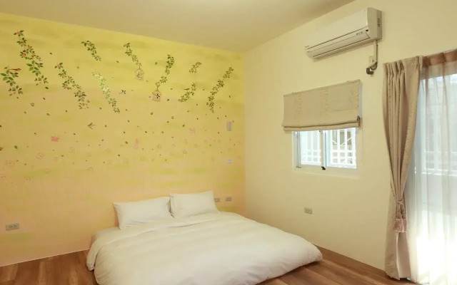 Dali Moonlight B&B
