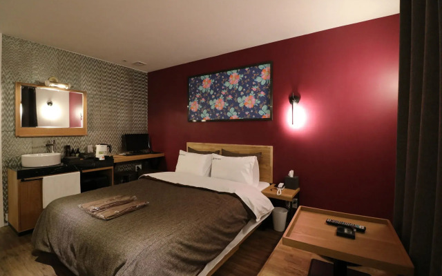 Ignis Hotel