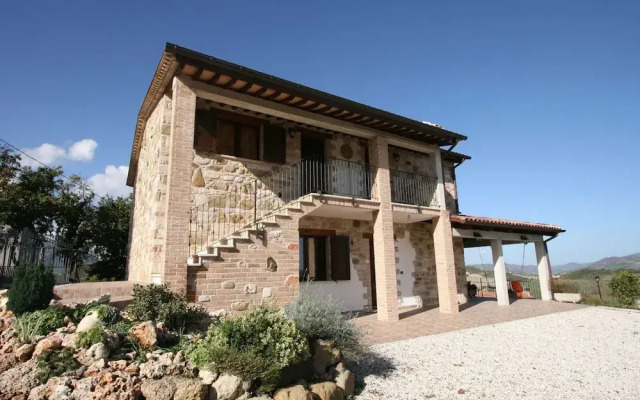 Farmhouse Villa w/ Pool
