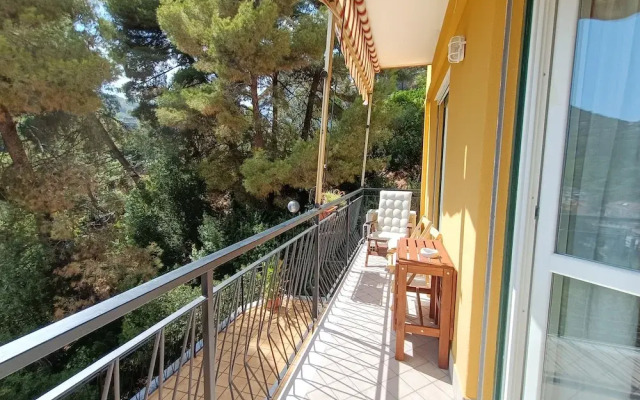 JOIVY Bright Flat W/2 Balconies & Sea View