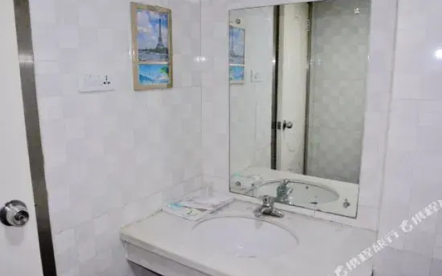 Shiyan Changtai Hotel