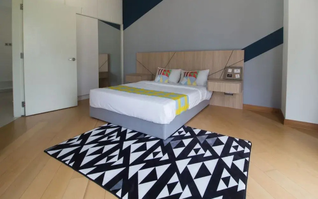 OYO Home 501 Luxury 1BR Crest Condo