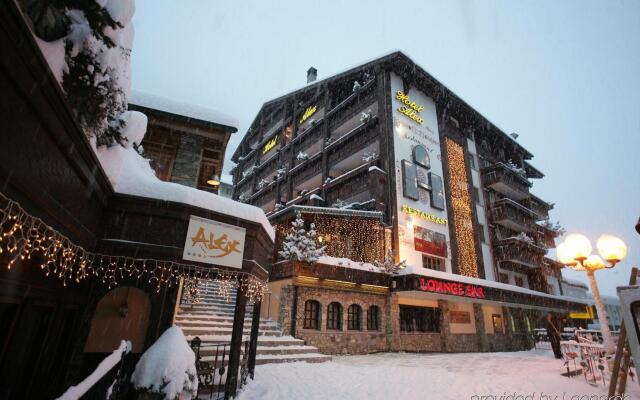 Resort Hotel Alex вид на фасад