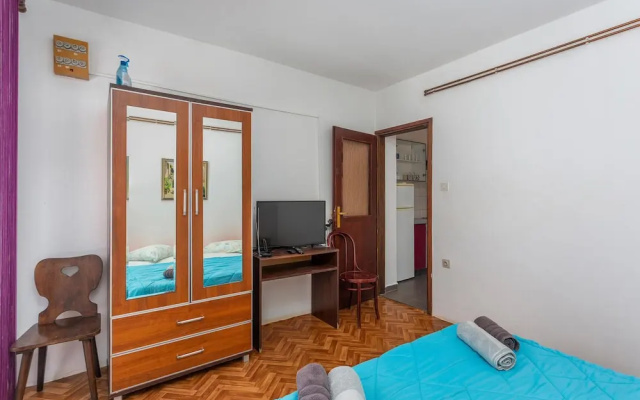 Beautiful Home in Njivice With Wifi and 2 Bedrooms