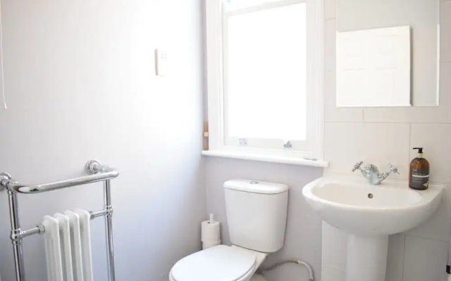 2 Bedroom Flat in Earlsfield