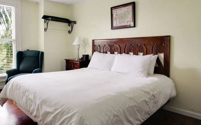 The Green House Inn