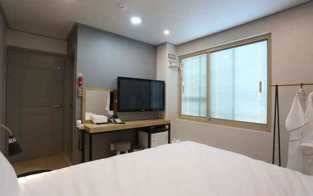 Hotel R Gangneung