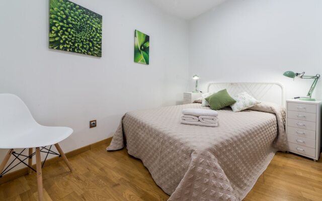 Отель Travel Habitat B Jardines rio Turia вид на фасад