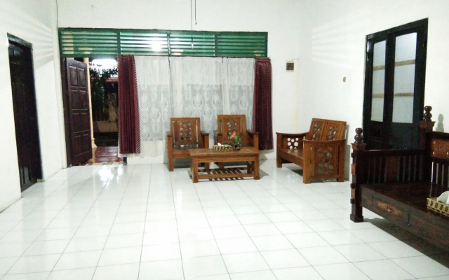 Ndalem Diajeng Homestay