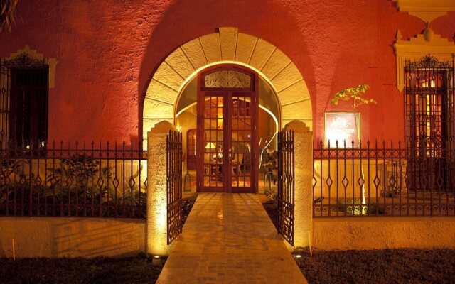 Rosas & Xocolate Boutique Hotel+Spa вид на фасад