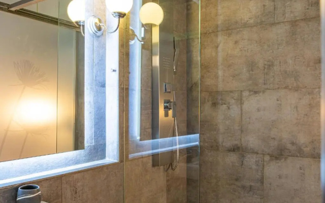 Design 4 Rooms