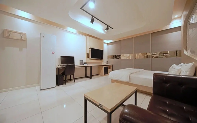 Pohang Jukdo Market Hotel A1