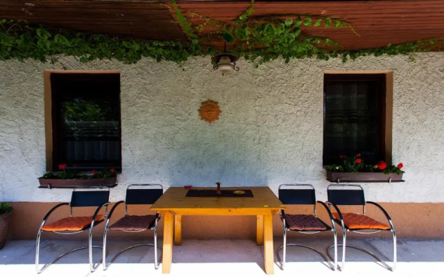 Haus Akazie