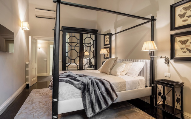 Acciaiuoli Luxury Suite by MMega