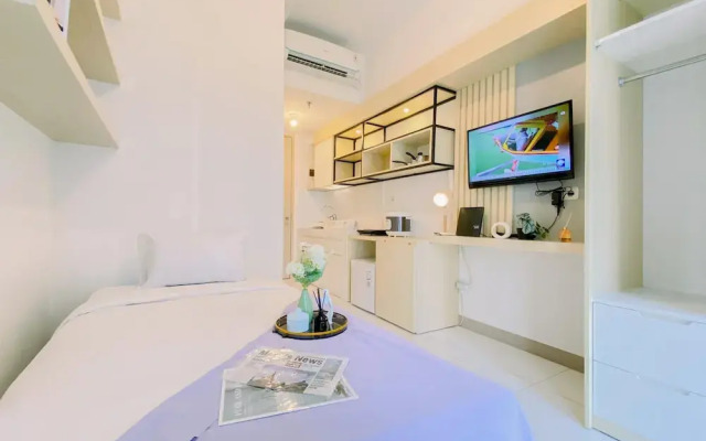 Comfy Studio At Tokyo Riverside Pik 2 Apartment