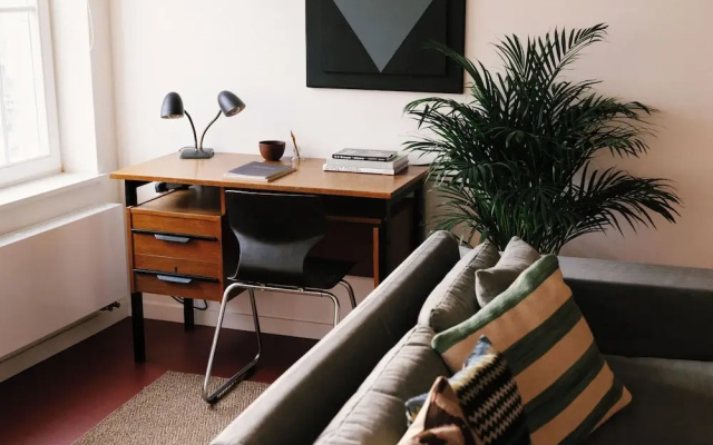 A Place - Leeuwenstraat 20