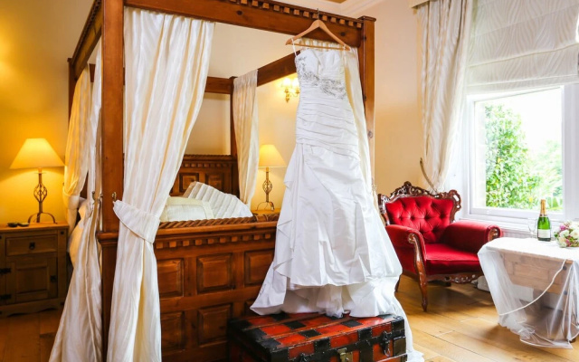 Harefield Hall Hotel