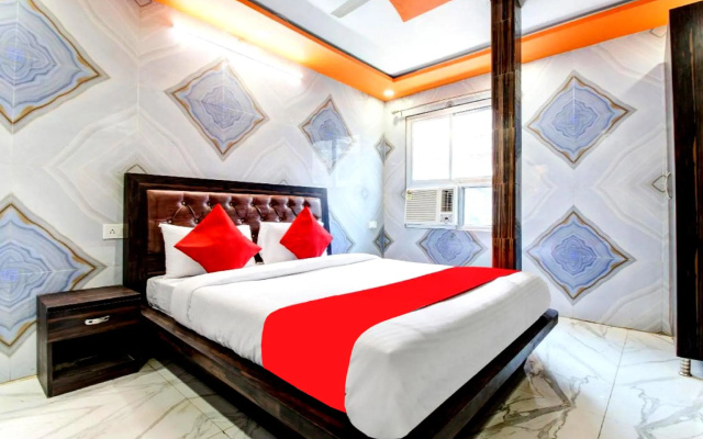 Goroomgo Krishna Palace Charbagh Lucknow
