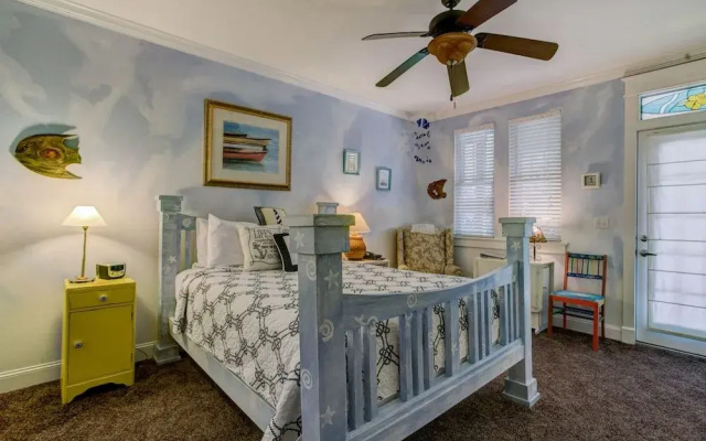 Anchor Inn NSB Bed & Breakfast