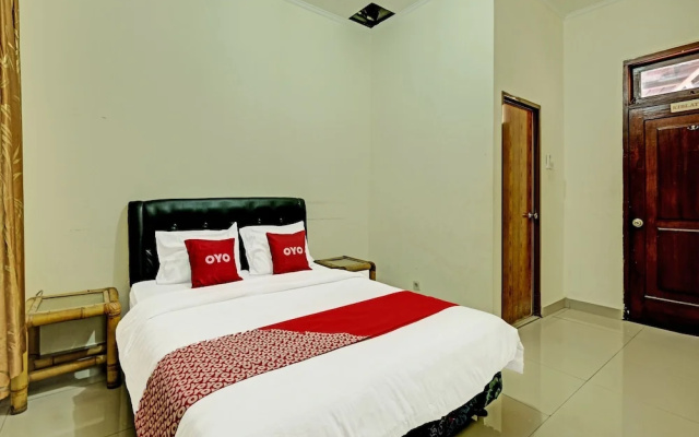 OYO 91596 Hotel Rajadani