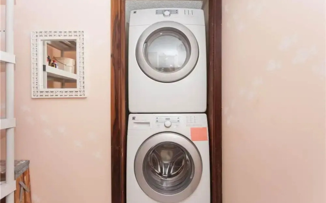 Ocean Eight 104 - Three Bedroom Condo