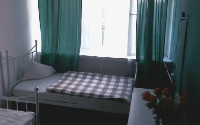 ZiZi Central Hostel