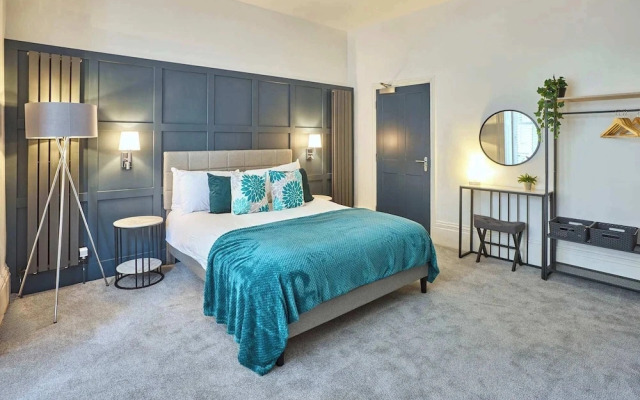 The Host Stay The Langley Hotel Apartment 2