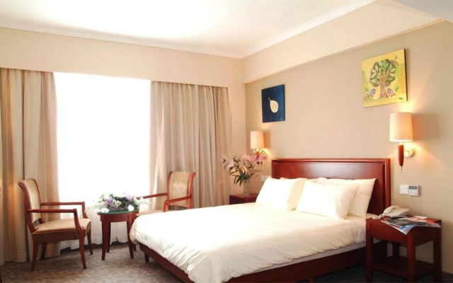 GreenTree Inn Liaoning Dalian Railway Station Expr