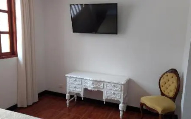 Villa De Los Angeles