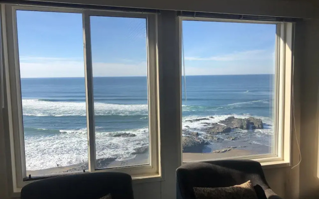Ester Lee Oceanview Inn