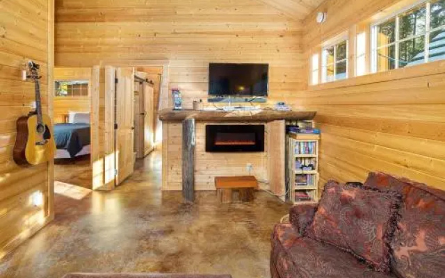 Painted Pony Cabin