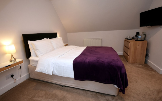 Apple Tree Place B&B