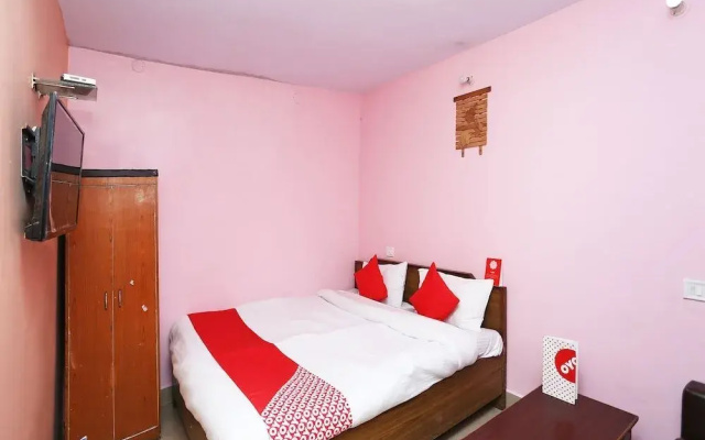 Leena Holiday Homes by OYO Rooms
