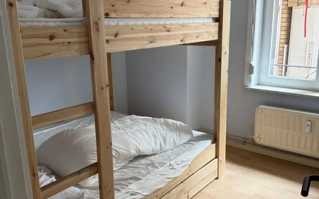 2 Bedrooms Familyfriendly Center Ostend