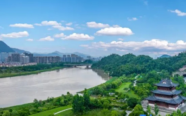 Taizhou Riverview International Hote