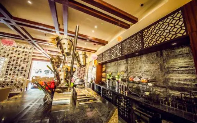Shangri la moonlight International Hotel