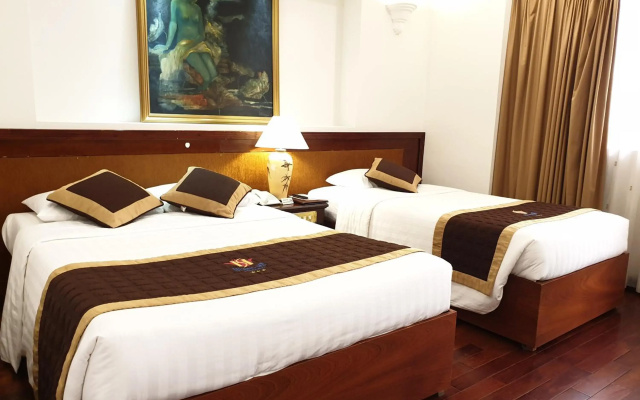 Huong Sen Hotel