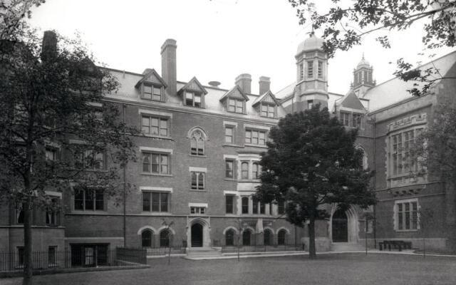 Отель Desmond Tutu Center США, Нью-Йорк - отзывы, цены и фото номеров - забронировать отель Desmond Tutu Center онлайн вид на фасад